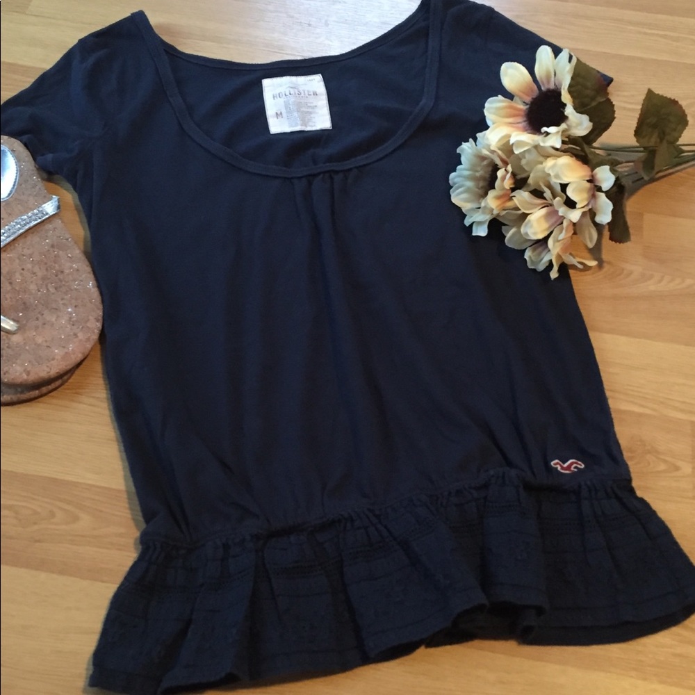 Hollister Navy Blue T-Shirt lace trim Medium EUC
